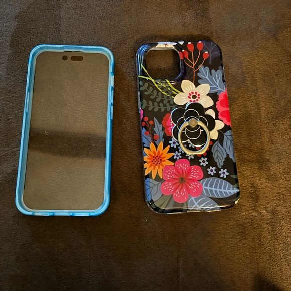 iPhone 15 two piece case - Picture 2 of 5